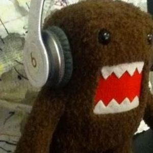 Meet your Posher, Izzi